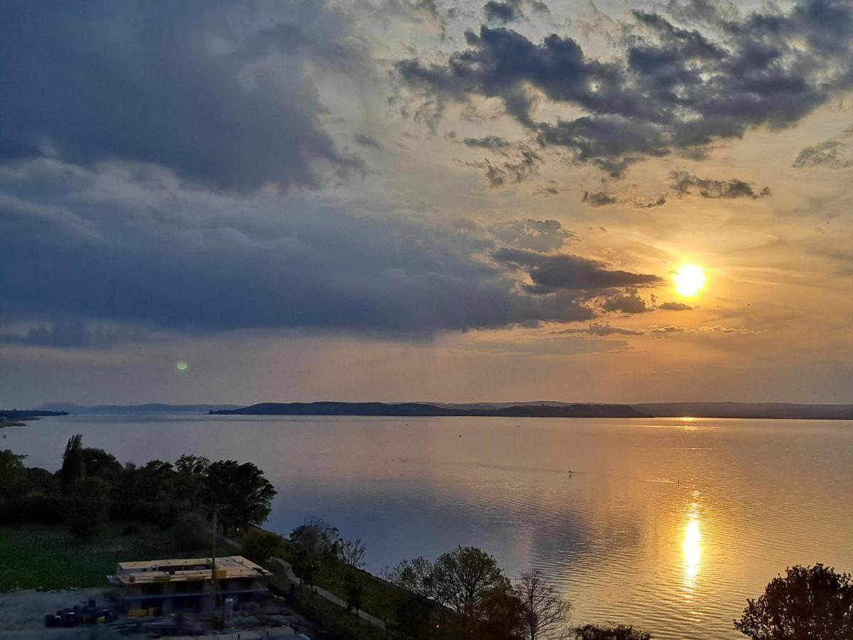 Vizparti Silver X Apartman Siófok Exterior foto